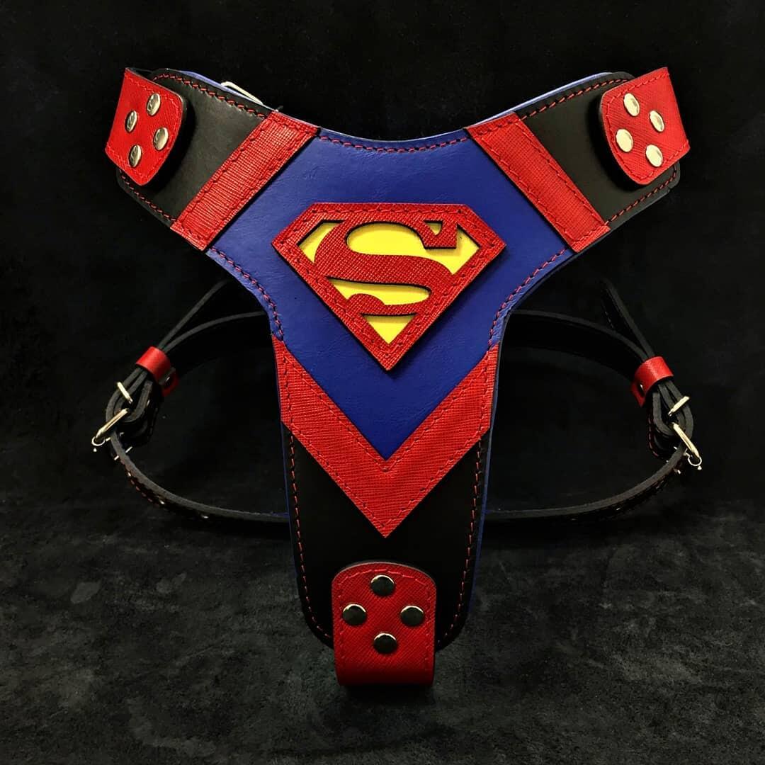 Superdog Harness Medium (see separate listing for Superdog leash and collar)